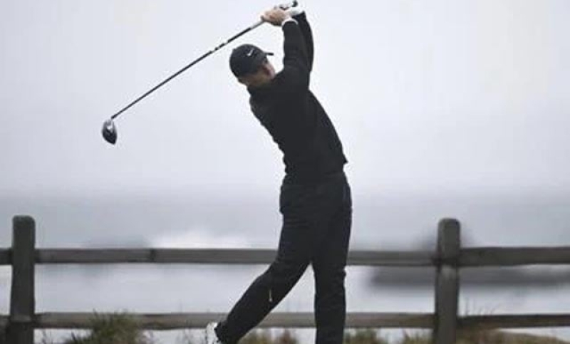 mcilroy-and-lowry-charge-at-pebble-beach-but-straka-leads-48427d71821d0d8d60d2104d8c0311e61738464819.jpg