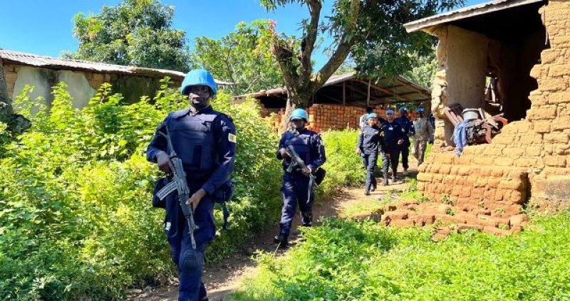 un-peacekeepers-patrol-bouar-in-western-central-african-republic-1b5f87b101ecd719c4f9def3b1fd9f3e1744088980.jpg