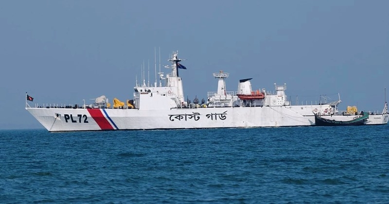 coast-guard-on-duty-to-police-the-bay-of-bengal-ee3f4e90022fd769ea7c5b1823f6c17a1757131587.jpg