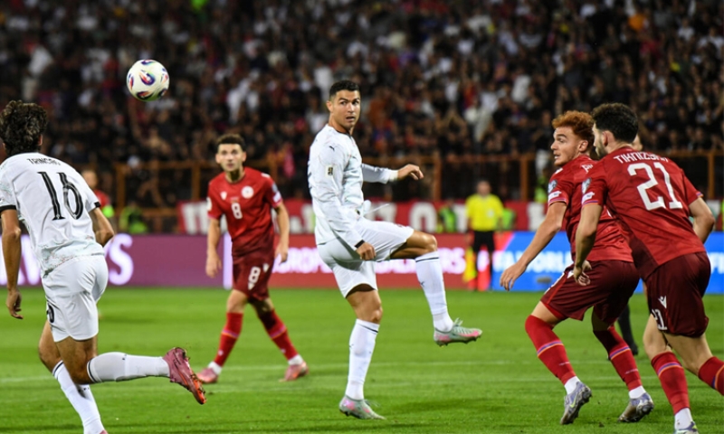poignant-portugal-cruise-england-unbeaten-in-world-cup-qualifying-4c9ab26ac419615096eab1ba202a7e841757228733.jpg