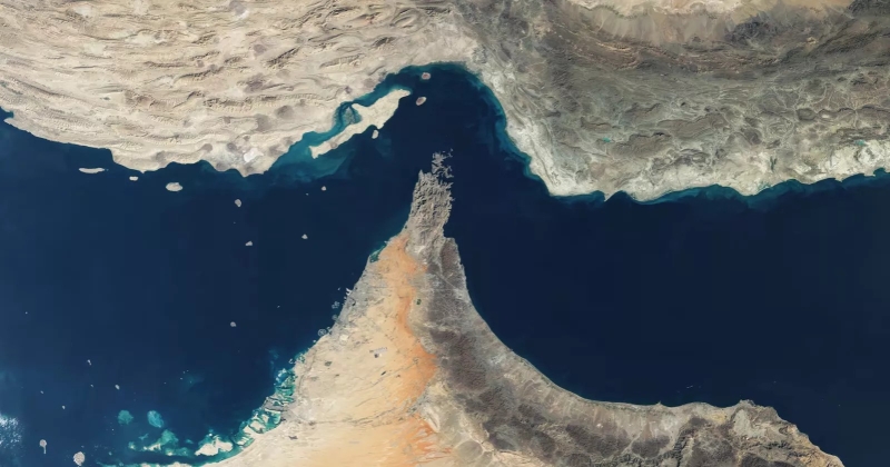 strait-of-hormuz-c2035dd599412dd0527755376f9393101786080418.jpg