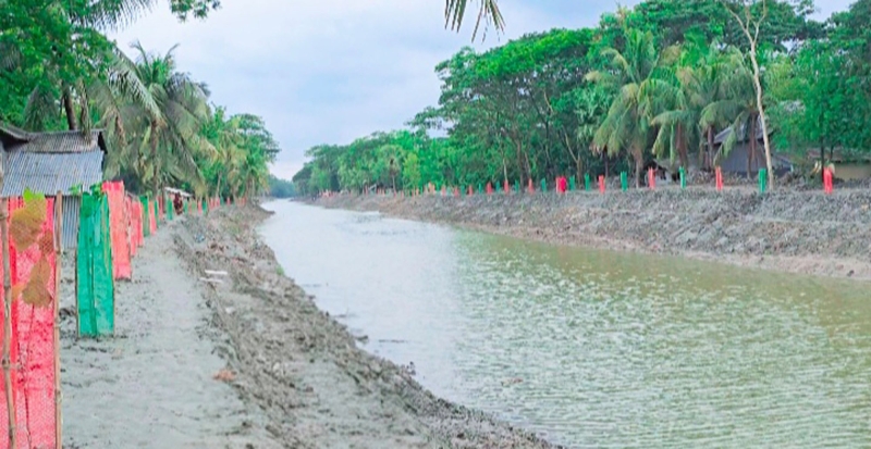the-swanirvar-canal-has-been-reexcavated-in-kalapara-132de45752756531c1a6e9e9f992f5d11790960612.jpg