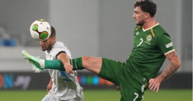 israels-liel-abada-left-and-irelands-troy-parrott-fight-for-the-ball-during-the-uefa-nations-league-soccer-match-in-serbia-on-4-oct-2026-392931c7f5a39cf7344f96162573b9d71791225244.jpg