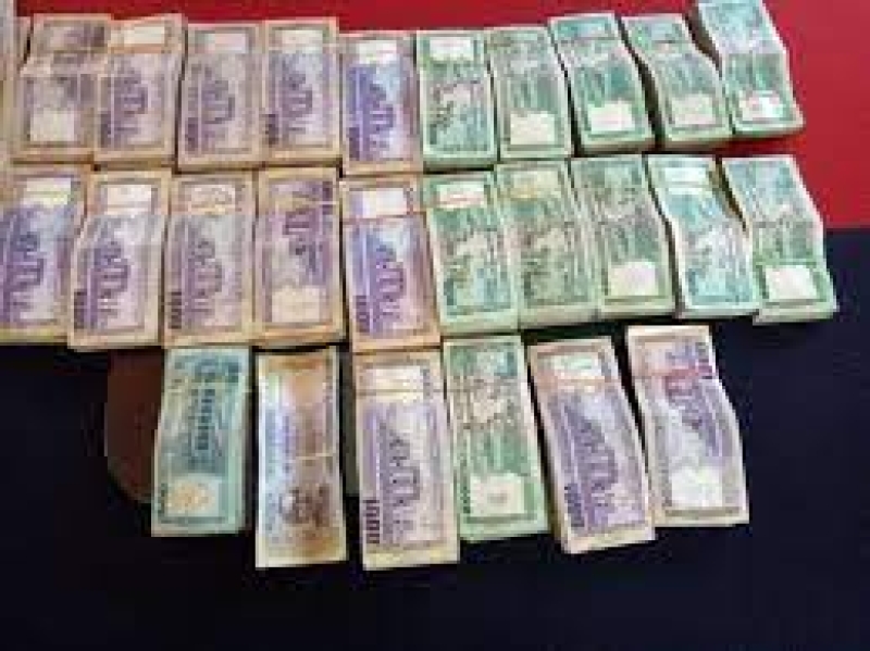 money-in-bangladeshi-taka-be52a0b1b0375fc184fd9de47dadf4dd1791429171.jpg