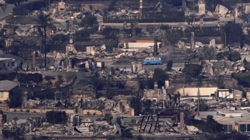 a-vw-van-sits-among-burned-out-homes-thursday-jan-4e2e9d74966cdb8e6562484ef1b0a58c1736481273.png