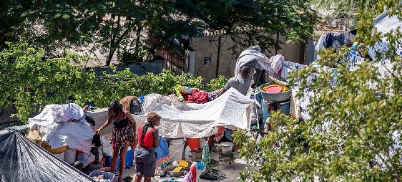 haitians-displaced-by-violence-find-refuge-on-the-streets-of-the-capital-port-au-prince-b5f97cbaa703972cc80332da8ae191571738732865.jpg