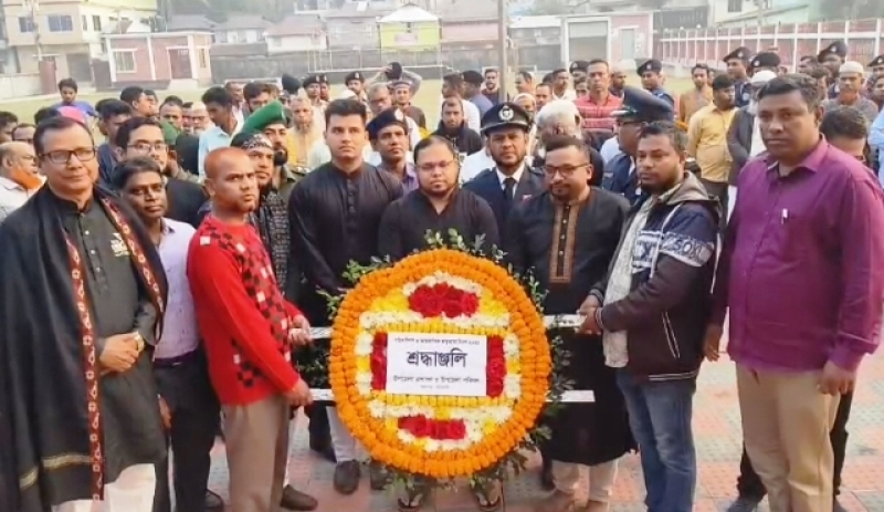 international-mother-language-day-was-observed-in-kalapara-on-friday-871dd71f9176f2874cba9fe14716163c1740159209.jpg