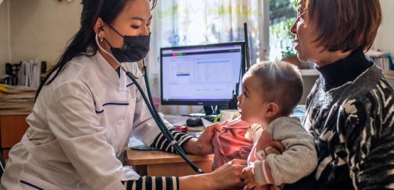 an-18-month-old-girl-receives-routine-childhood-vaccinations-in-kyrgyzstan-5d5113e88fa341f2f8ec5fccd7e8a36d1741887002.jpg