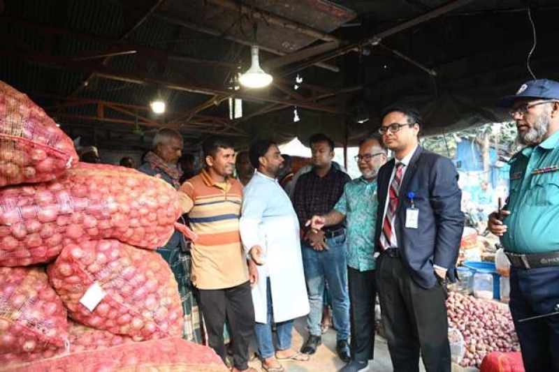 kitchen-market-monitoring-in-khulna-ad82a766969631088c08cff5f5e5e51a1742011913.jpg