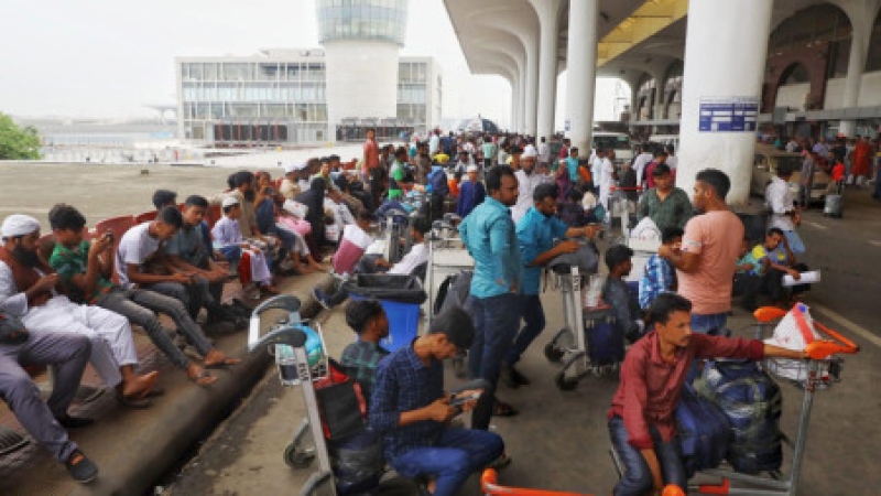 malaysia-workers-5f40f83b5317b71bcc092e50b5d239861747564757.jpg